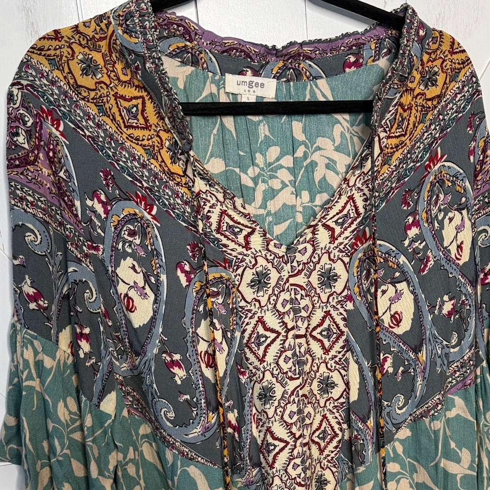 Umgee Bohemian Paisley V Neck Dress - Picture 2 of 8